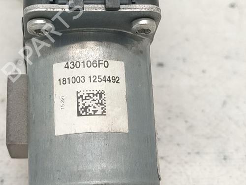Left front window motor HYUNDAI i30 (PDE, PD, PDEN) 1.6 CRDi | BP36359080E21 - Image 3