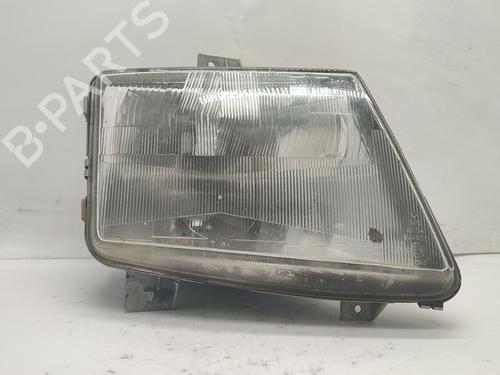 Used Right headlight MERCEDES-BENZ VITO Bus (W638) 108 CDI 2.2 (638.194) (82 hp) 25883228