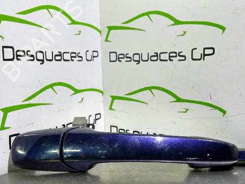Used Front right exterior door handle MAZDA 3 (BK) 1.6 (BK14) (105 hp) 7136765