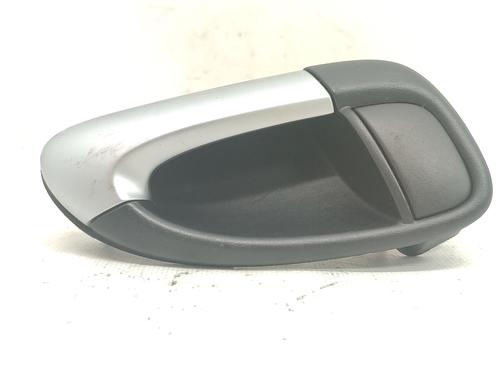 Maniglia interna anteriore destra SAAB 9-3 Estate (E50) 1.9 TiD (150 hp) 28293513