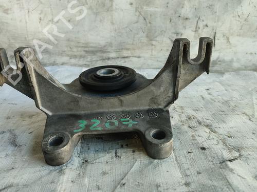 Used Engine mount FIAT STILO Multi Wagon (192_) 1.9 JTD (115 hp) 26322113