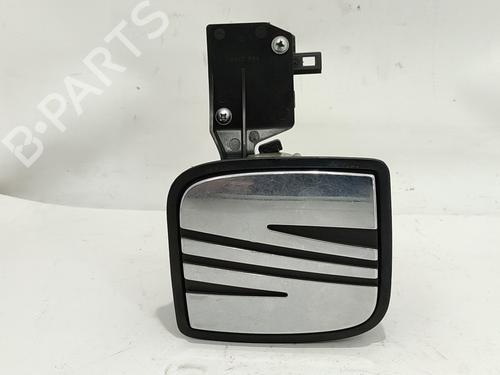 Used Tailgate handle SEAT IBIZA III (6L1) 1.4 16V (75 hp) 28610568