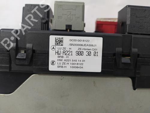 Fuse box MERCEDES-BENZ S-CLASS (W221, V221) S 320 CDI (221.022, 221.122) | BP11357618E1 