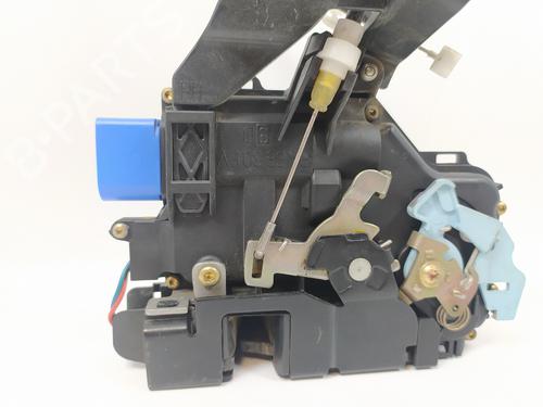 Front right lock VW TOUAREG (7LA, 7L6, 7L7) 3.0 V6 TDI | BP8056073C97 