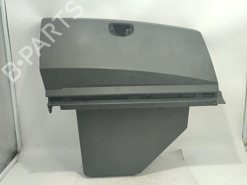 Boîte à gants RENAULT MEGANE II Saloon (LM0/1_) 1.9 dCi (LM0G, LM1G, LM2C) (120 hp) 31860158