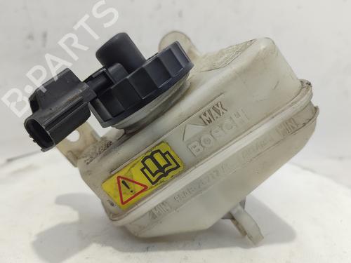Used Power steering reservoir FORD FOCUS I Saloon (DFW) [1999-2009]  18860077