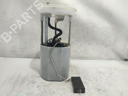 Used Fuel pump SEAT ALTEA (5P1) 2.0 TDI 16V (140 hp) 27990951