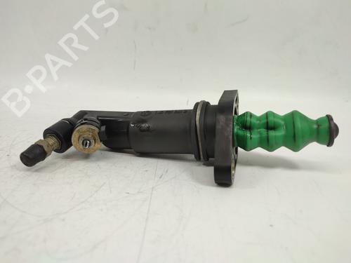 Clutch slave cylinder SKODA OCTAVIA I (1U2) 1.9 TDI | BP15736674M113 
