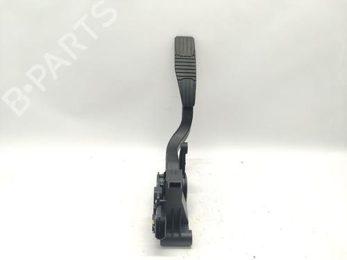 Pedal CHEVROLET CAPTIVA (C100, C140) 2.0 D 4WD (150 hp) 31315453