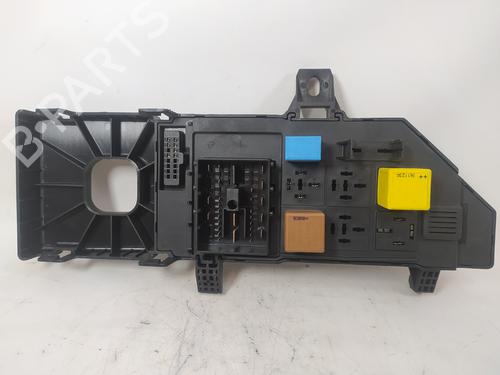 Used Fuse box OPEL VECTRA C (Z02) 2.2 DGi (F69) (155 hp) 13092340