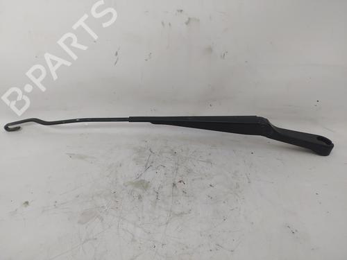 Used Front windshield wiper arm LAND ROVER FREELANDER I (L314) 2.0 DI 4x4 (98 hp) 12951328