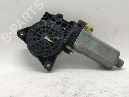 Used Right rear window motor KIA CARENS III MPV (UN) 2.0 CRDi 140 (140 hp) 30136397