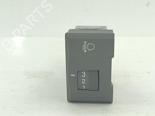 Commutateur KIA CARENS I MPV (FC, FJ) 2.0 CRDi (113 hp) 31060743