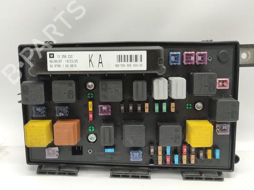 Used Fuse box Fuse box OPEL ASTRA H (A04) 1.7 CDTI (L48) (100 hp) 39992215 39992215