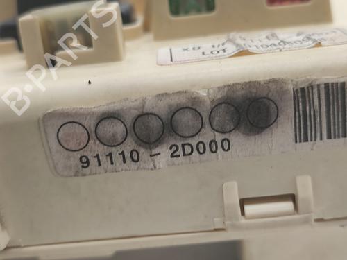 Fuse box HYUNDAI ELANTRA III Saloon (XD) 2.0 CRDi | BP16713827E1 