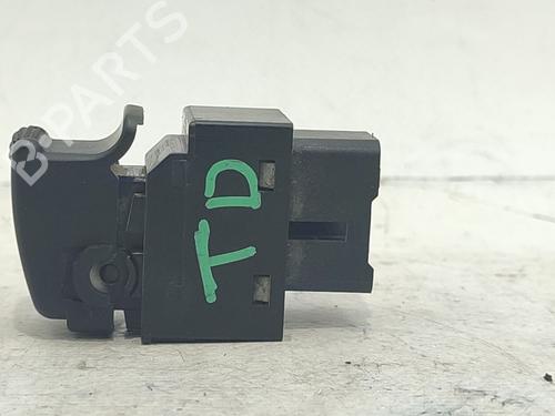Right rear window switch KIA SORENTO I (JC) 2.5 CRDi 4WD | BP32395888I28