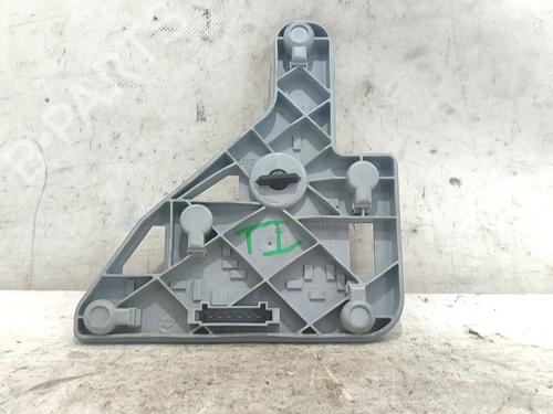 Used Lamp holder MERCEDES-BENZ C-CLASS (W203) C 220 CDI (203.006, 203.008) (143 hp) 27560664