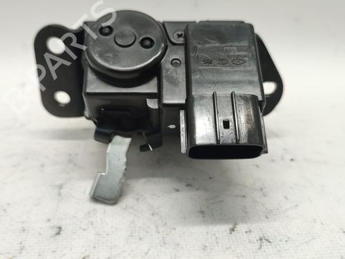 Tailgate lock KIA CARENS III MPV (UN) 2.0 CRDi 140 | BP30136306C101