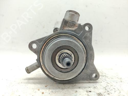 Used Vacuum pump NISSAN PICK UP (D22) 2.5 TD 4WD (103 hp) 30834669