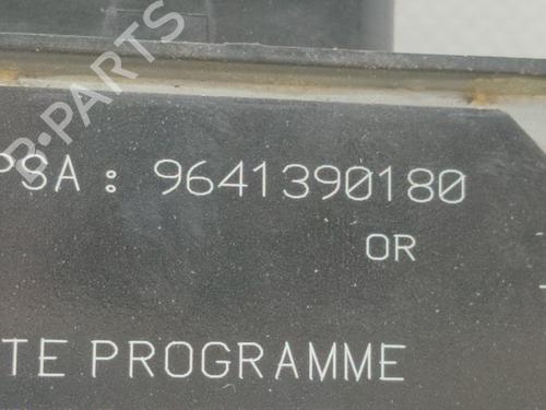 Engine control unit (ECU) PEUGEOT 206 Hatchback (2A/C)  | BP21772266M57 