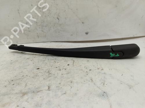 Used Rear windshield wiper arm PEUGEOT 206 Hatchback (2A/C) 1.4 i (75 hp) 23130011