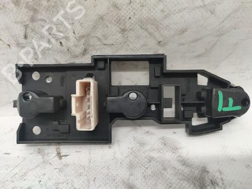 Used Lamp holder CITROËN C5 II (RC_) 2.0 HDi (RCRHRH) (136 hp) 27990888
