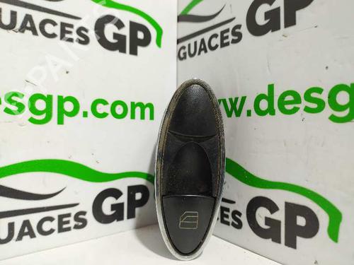 Used Right rear window switch MERCEDES-BENZ E-CLASS (W211) E 320 CDI (211.026) (204 hp) 7150792