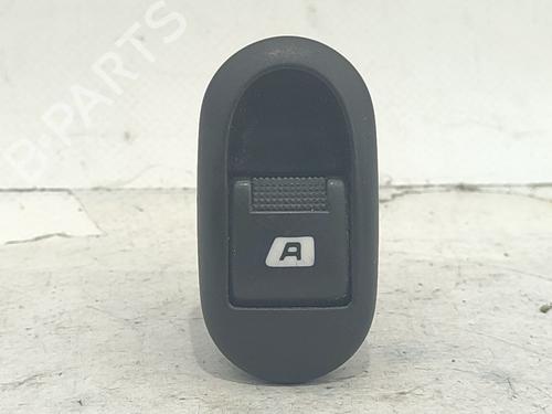 Used Right front window switch Right front window switch CITROËN C3 I (FC_, FN_) 1.4 HDi (68 hp) 32711728 32711728