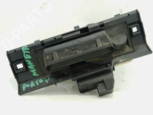 Used Tailgate handle Tailgate handle PEUGEOT 206 Hatchback (2A/C) 1.4 i (75 hp) 33856052 33856052
