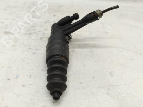 Used Clutch slave cylinder AUDI A4 B6 (8E2) 1.9 TDI (130 hp) 21128272