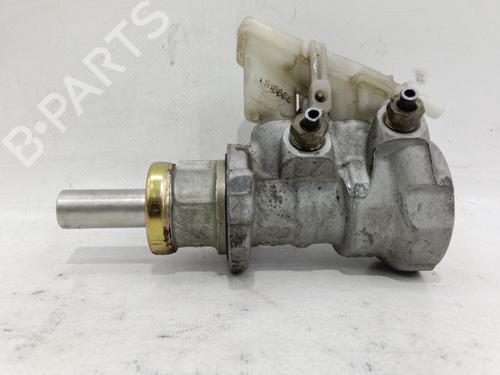 brake-master-cylinder-ford-focus-i-daw-dbw-1998-1999-2000-2001-2002-2003-2004-2005-2006-2007-2008-2009-33986728 main image