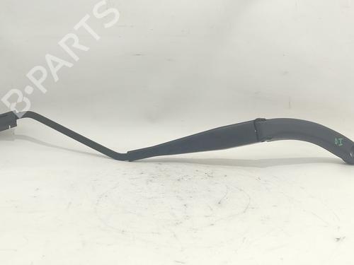 Used Front windshield wiper arm Front windshield wiper arm 36994744 36994744