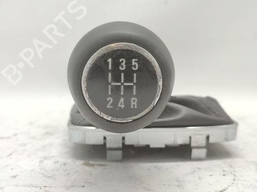 shift-knob-opel-astra-h-a04-2004-2005-2006-2007-2008-2009-2010-2011-2012-2013-2014-37016053 main image