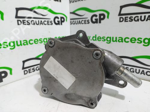 Used Vacuum pump MERCEDES-BENZ E-CLASS Coupe (C207) E 350 CDI (207.322) (231 hp) 7129741