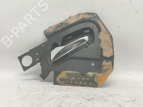 Venstre bak invendig håndtak MERCEDES-BENZ M-CLASS (W163) ML 270 CDI (163.113) (163 hp) 26167356