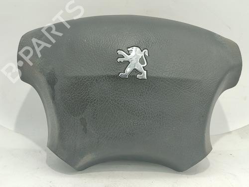 Used Driver airbag PEUGEOT 407 (6D_) 2.0 HDi 135 (6DRHRH, 6DRHRE, 6DRHRG, 6DRHRJ) (136 hp) 31130563