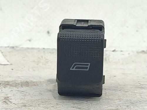 Used Right front window switch Right front window switch SEAT IBIZA II (6K1) 1.9 SDI (68 hp) 32998774 32998774