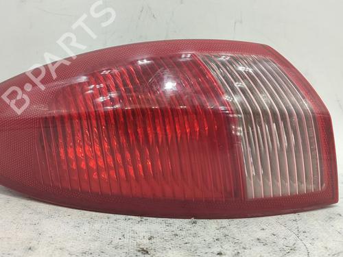 left-taillight-alfa-romeo-147-937_-2000-2001-2002-2003-2004-2005-2006-2007-2008-2009-2010-35789105 main image