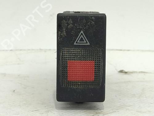 Advarselsbryter AUDI A4 B5 (8D2) 1.9 TDI (110 hp) 31680190