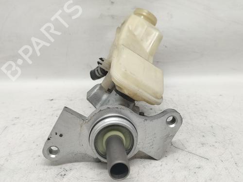 Used Brake master cylinder TOYOTA COROLLA (_E12_) 1.6 VVT-i (ZZE121_, ZZE121R) (110 hp) 26926685