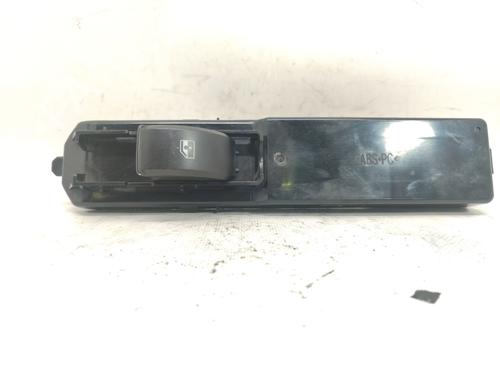Used Left rear window switch SAAB 9-3 Estate (E50) 1.9 TiD (150 hp) 28293519