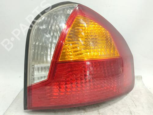 Used Right taillight Right taillight HYUNDAI SANTA FÉ I (SM) 2.0 CRDi 4x4 (113 hp) 40158516 40158516