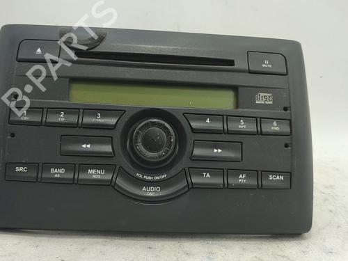 Used Radio Radio FIAT STILO (192_) 1.9 JTD (192_XF1A) (80 hp) 35755188 35755188