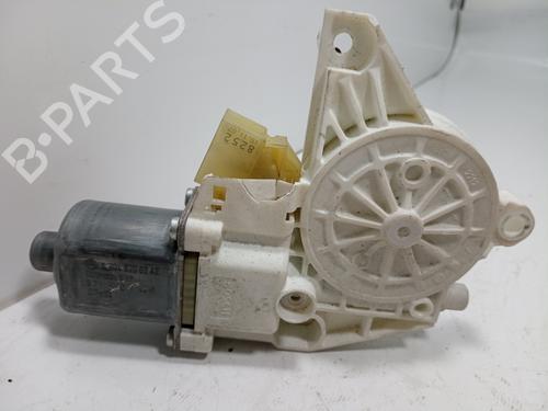 Right front window motor MERCEDES-BENZ C-CLASS (W204) C 200 CDI (204.007, 204.006) | BP15106984E20 