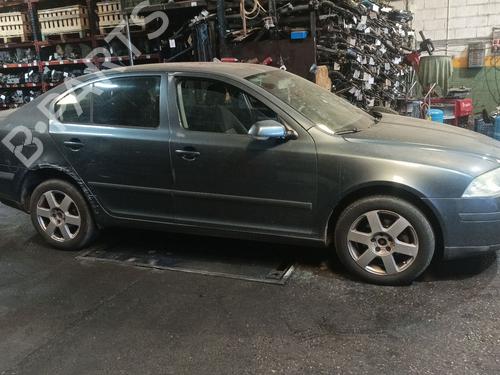 Warning switch SKODA OCTAVIA II (1Z3) 1.9 TDI | BP36324844I22 - Image 8
