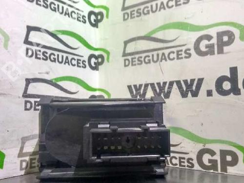 Headlight switch FORD MONDEO III Saloon (B4Y) 2.0 16V TDDi / TDCi | BP7139277I24 