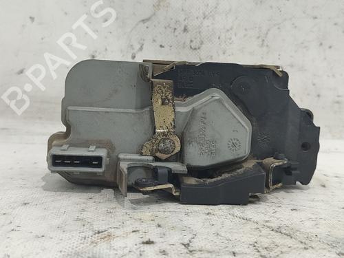 Serrure arrière gauche PEUGEOT 206 Hatchback (2A/C) 1.9 D (69 hp) 24035108