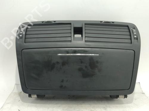 Used Air vent SKODA OCTAVIA II (1Z3) 1.9 TDI (105 hp) 33027677