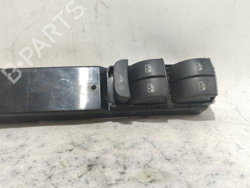 Used Left front window switch Left front window switch SAAB 9-3 (YS3F, E79, D79, D75) 2.2 TiD (125 hp) 34606233 34606233