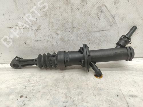 Used Clutch slave cylinder RENAULT MEGANE II (BM0/1_, CM0/1_) 1.5 dCi (BM0F, BM0T, BM2B, CM0F, CM0T) (82 hp) 23240842